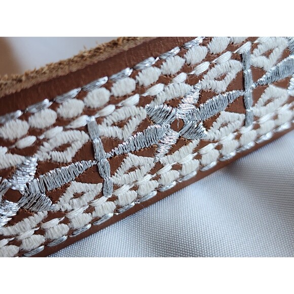 Lucky Brand Women’s Leather Belt XS Embroidered Boho Western Cowgirl - Picture 2 of 11